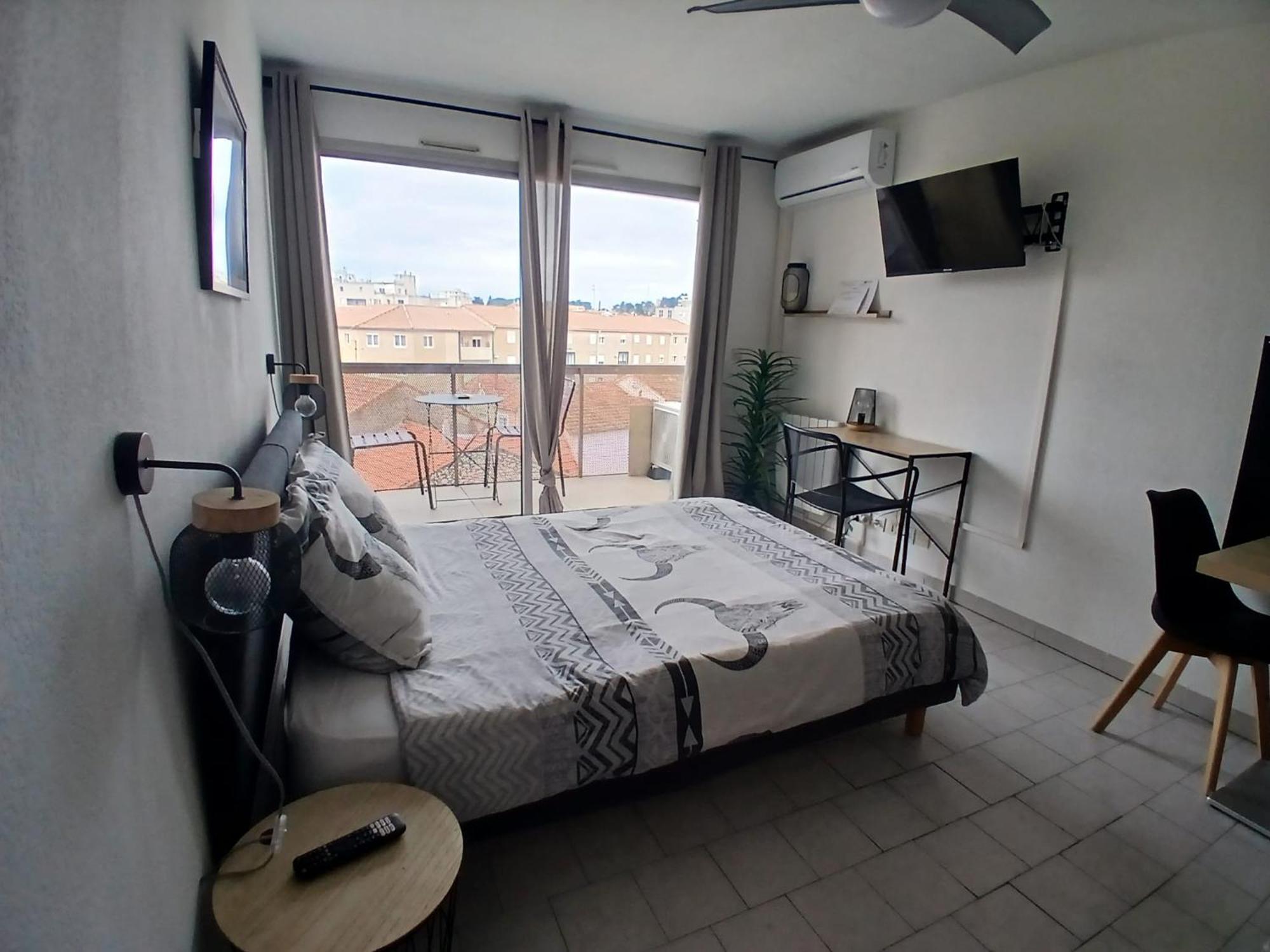 Clim Parking Dhuoda Appartement Nîmes